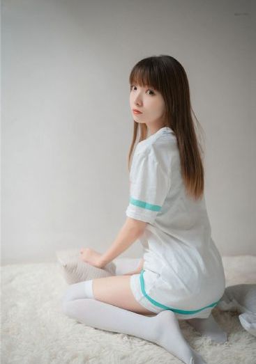 少妇啪啪姿势不断呻吟av_高清版完整版未删减