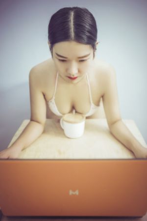 亚洲精品男人的天堂_超清高清完整版