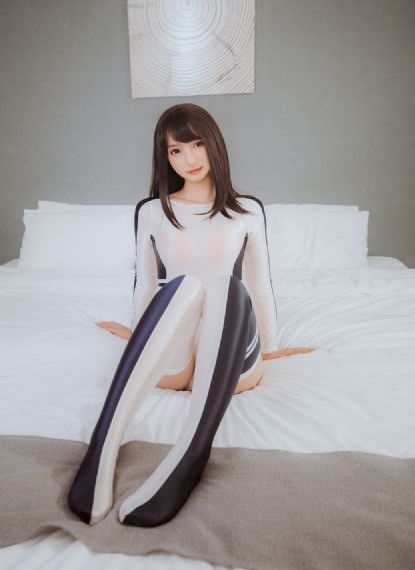 婷婷色5月_国产剧天堂在线