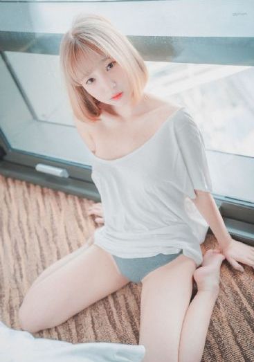 香蕉成人在线_1080电影免费在线