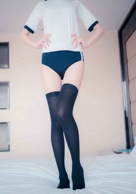 欧美丰满熟妇乱xxxxx图片_青苹果乐园免费高清观看