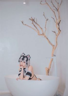 寡妇好丰满奶好大在线观看_HD电影免费在线